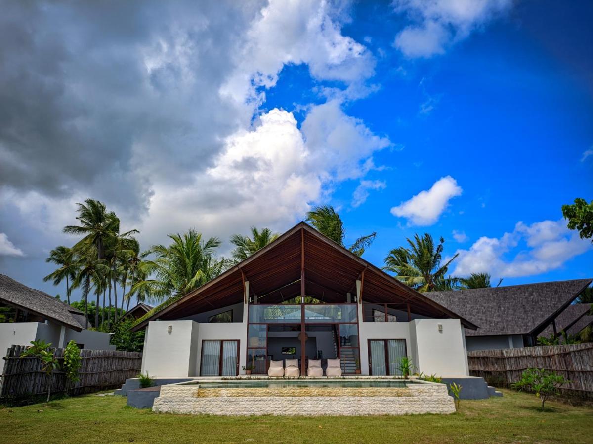 The Club Villas Lombok Sekotong Exterior foto